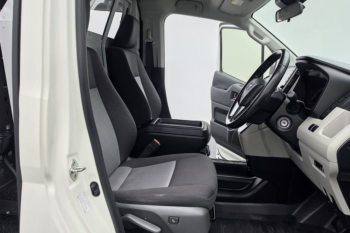 2022 Toyota Hiace GDH300R LWB