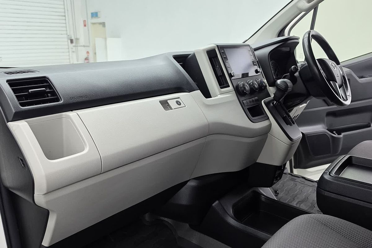 2022 Toyota Hiace GDH300R LWB