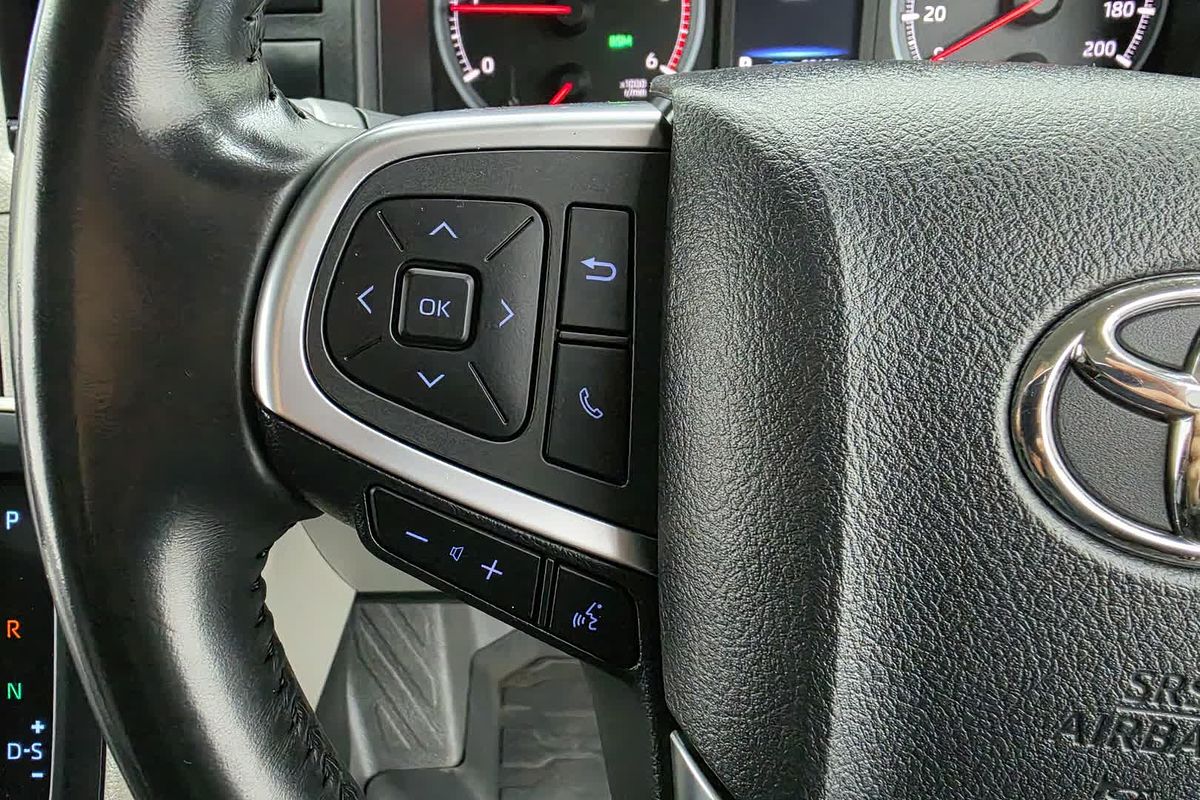 2022 Toyota Hiace GDH300R LWB