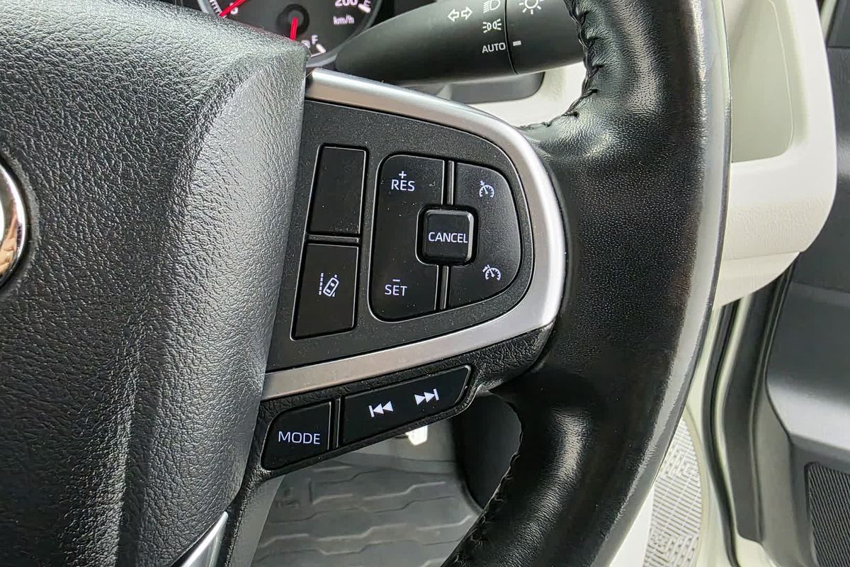 2022 Toyota Hiace GDH300R LWB