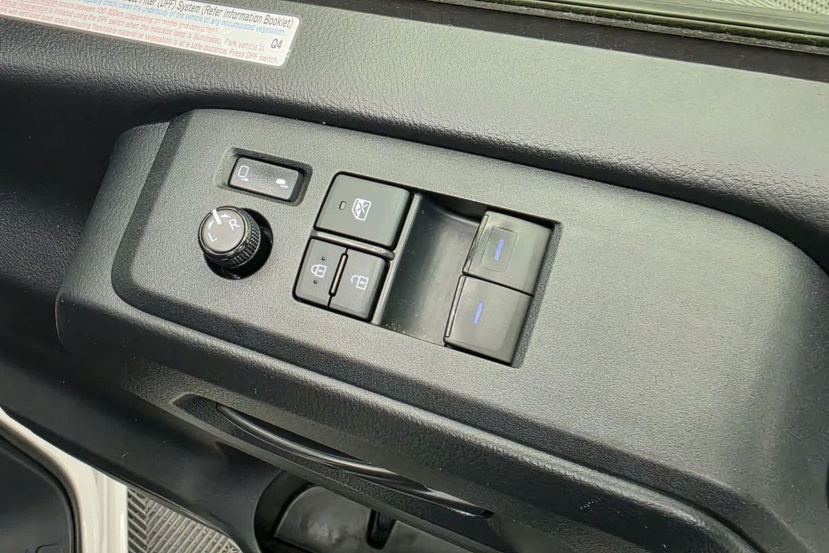 2022 Toyota Hiace GDH300R LWB