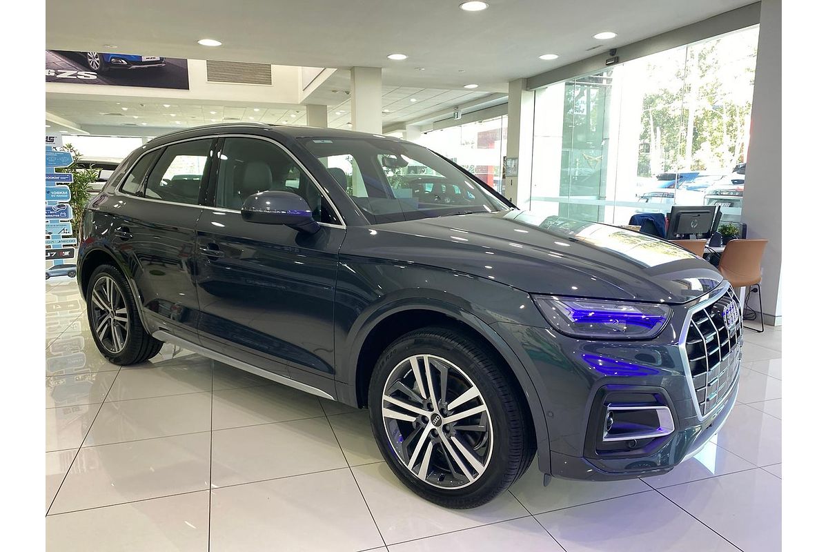 2024 Audi Q5 40 TDI Sport FY