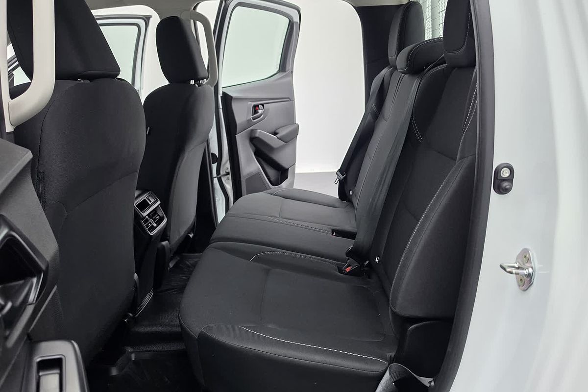 2023 Isuzu D-MAX SX 4X4