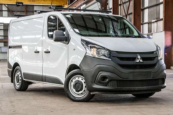 2021 Mitsubishi Express GLX SN SWB