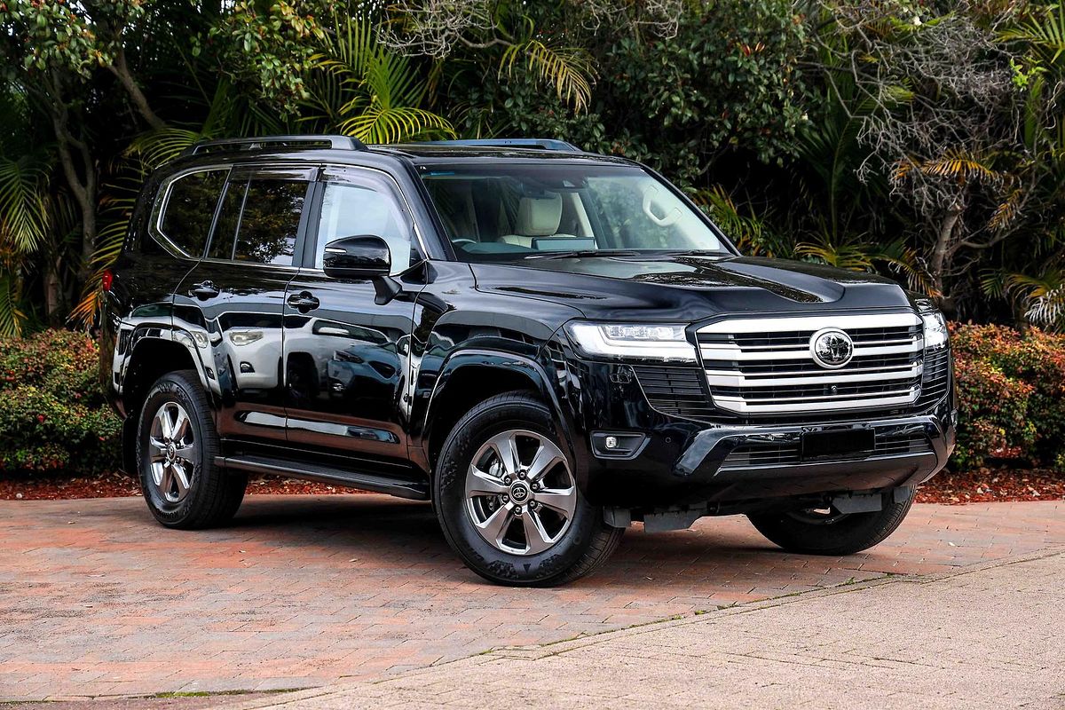 2023 Toyota Landcruiser VX FJA300R