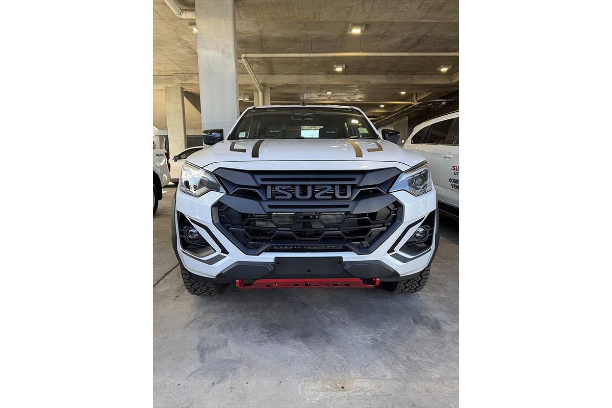 2025 Isuzu D-MAX BLADE 4X4