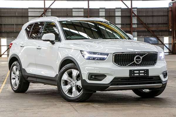 2018 Volvo XC40 T4 Momentum