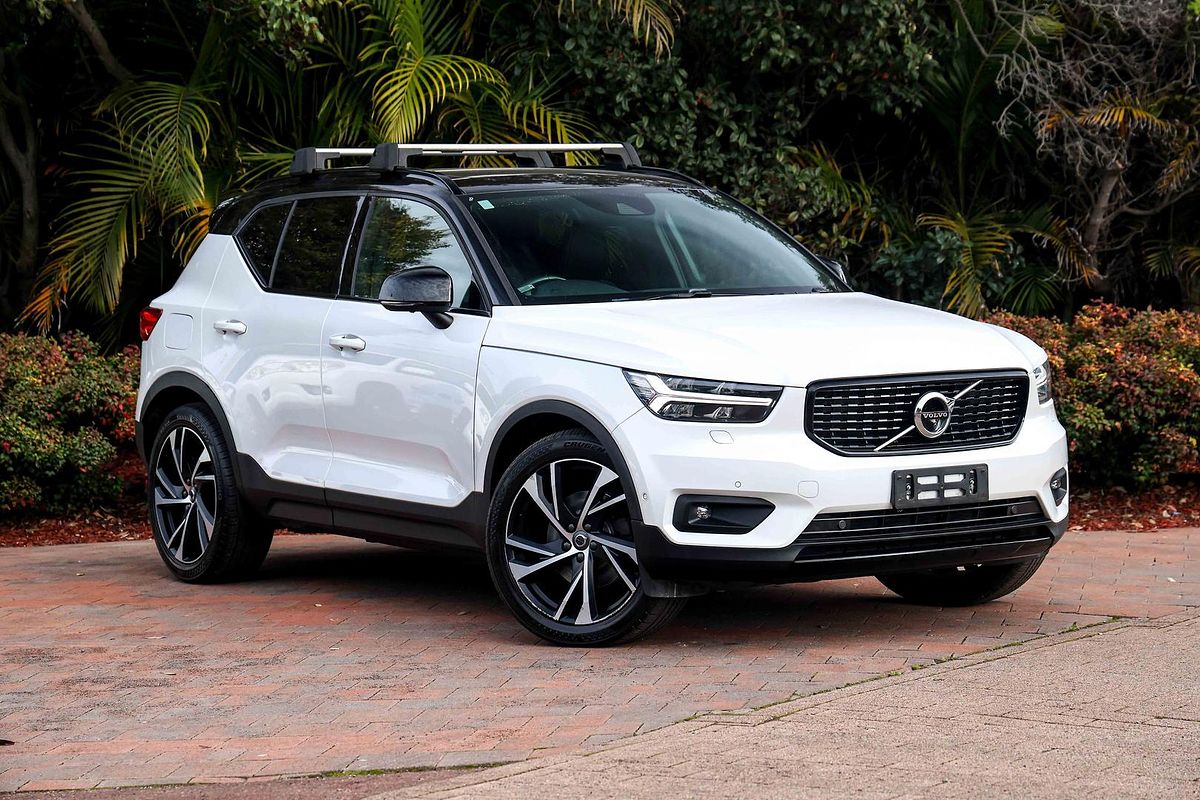 2020 Volvo XC40 T5 R-Design