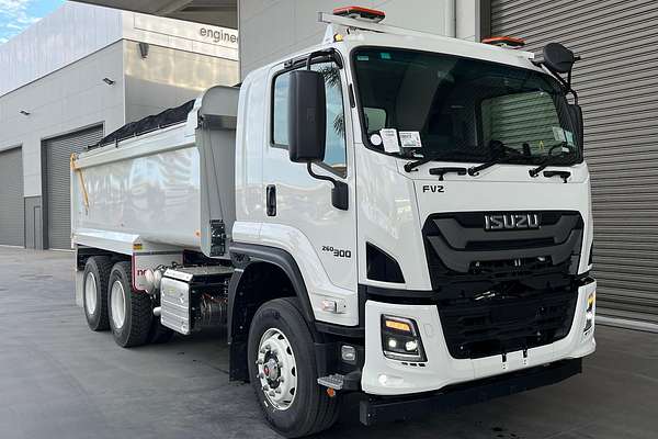 2025 Isuzu F Series FVZ 260-300 AT R46