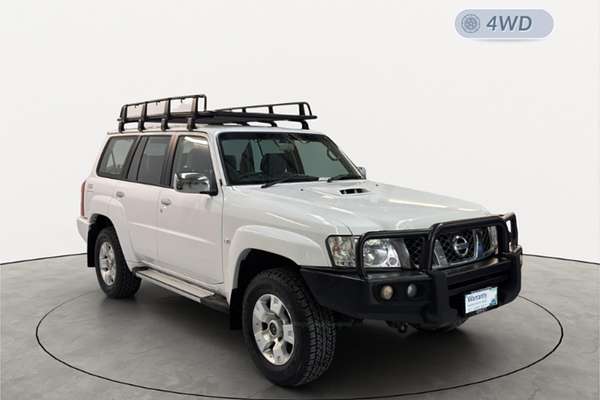 2014 Nissan Patrol ST Y61