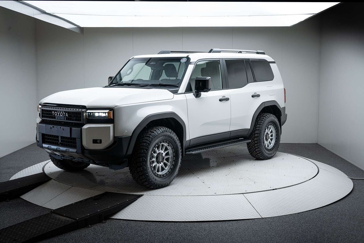 2026 Toyota Landcruiser Prado Altitude GDJ251R