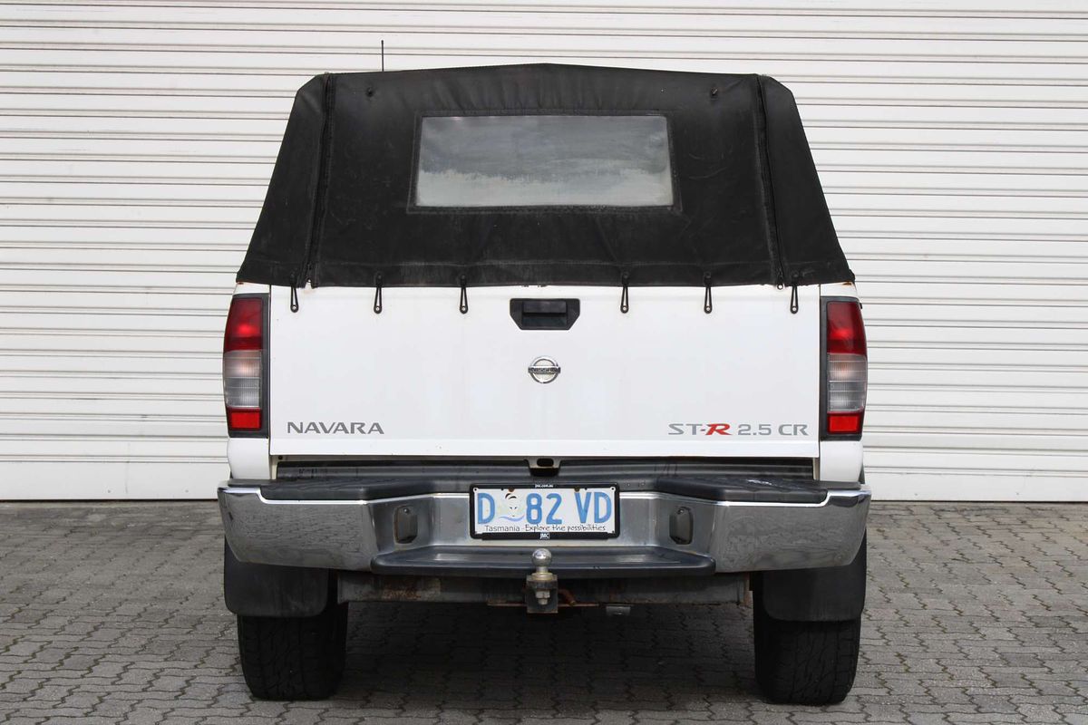 2014 Nissan Navara ST-R D22 4X4