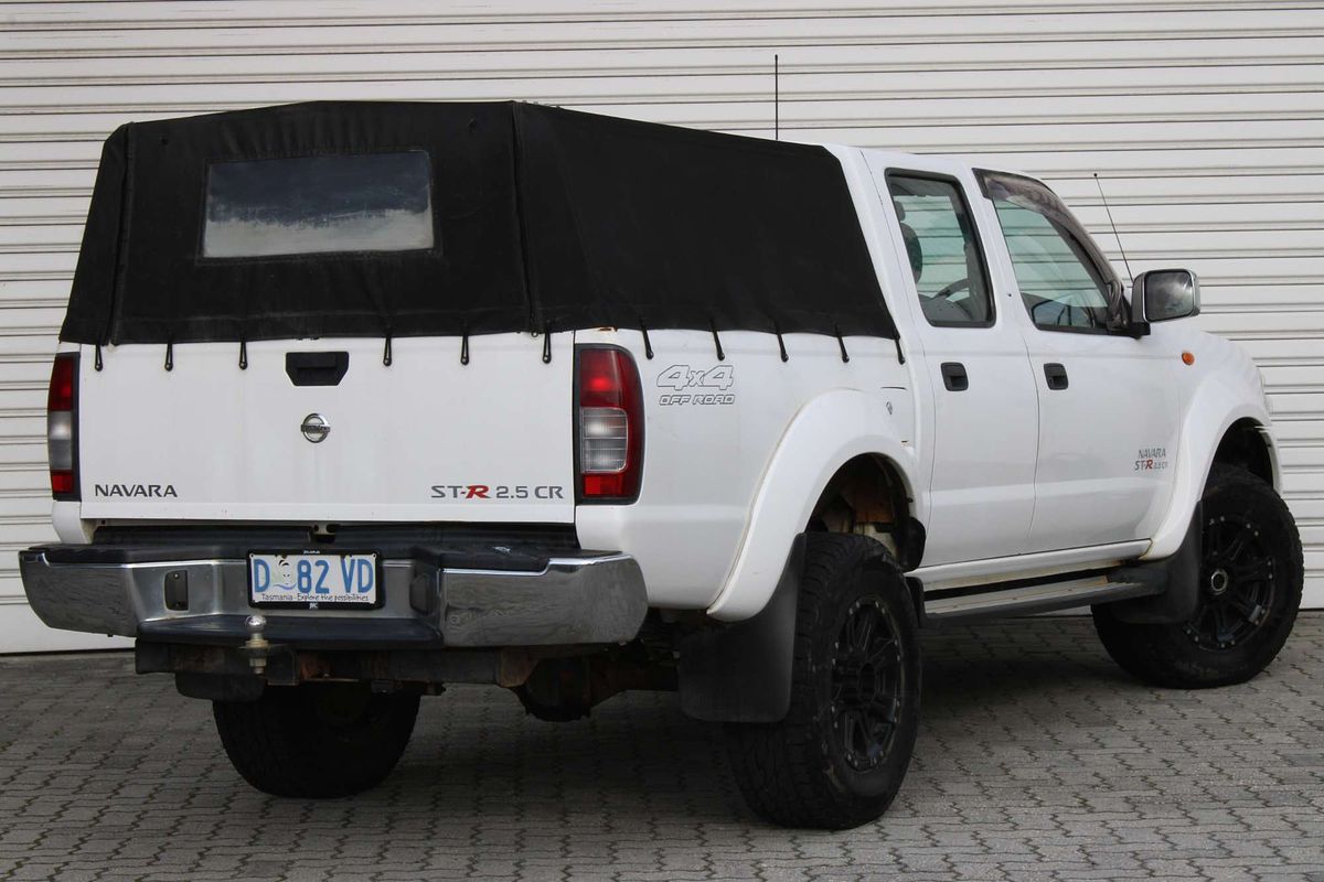 2014 Nissan Navara ST-R D22 4X4