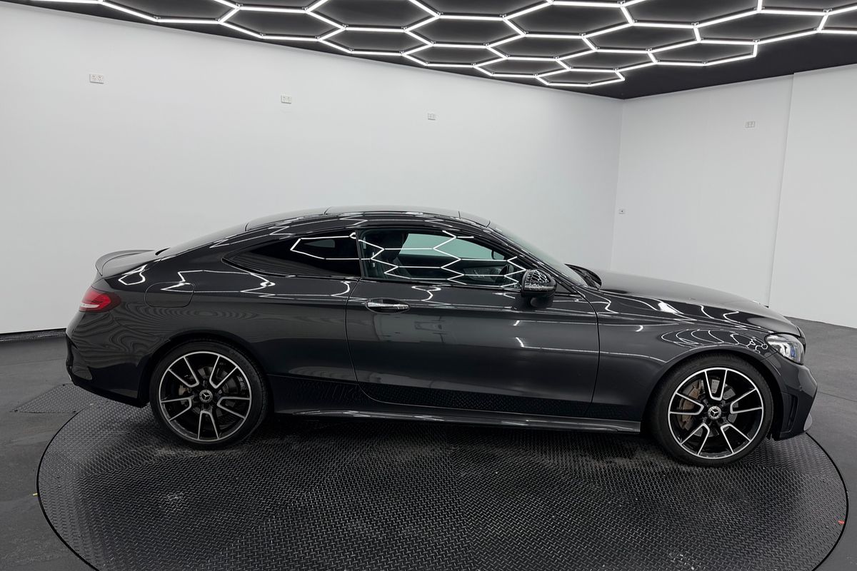 2021 Mercedes-Benz C-Class C300 C205