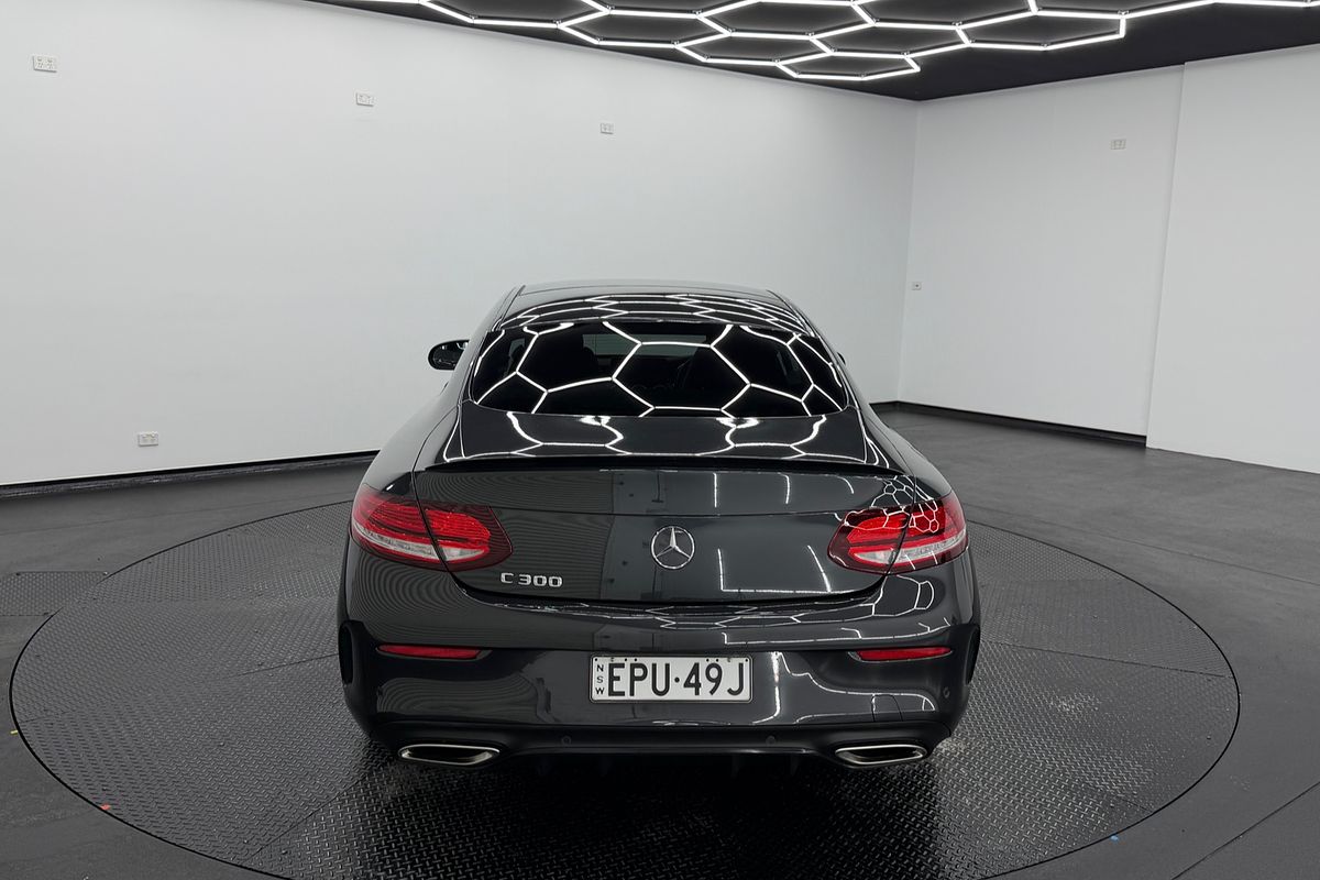 2021 Mercedes-Benz C-Class C300 C205