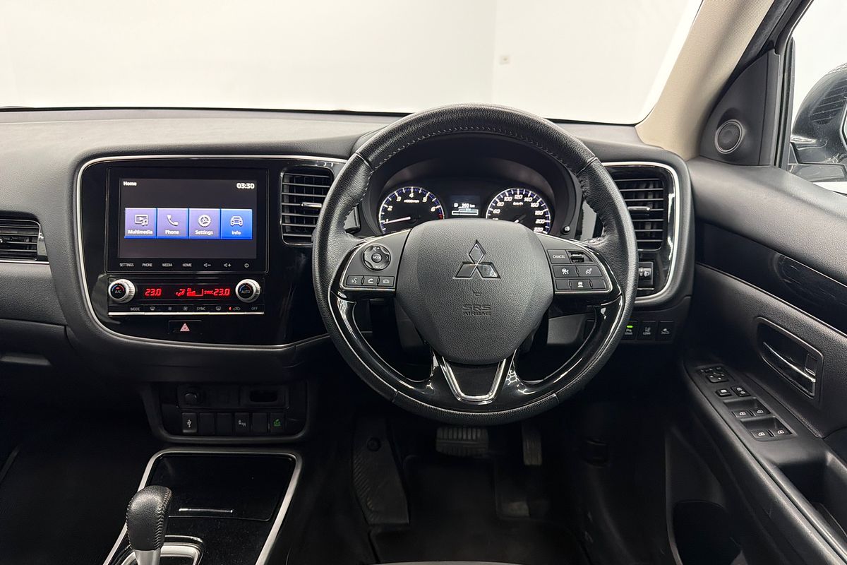 2021 Mitsubishi Outlander LS ZL