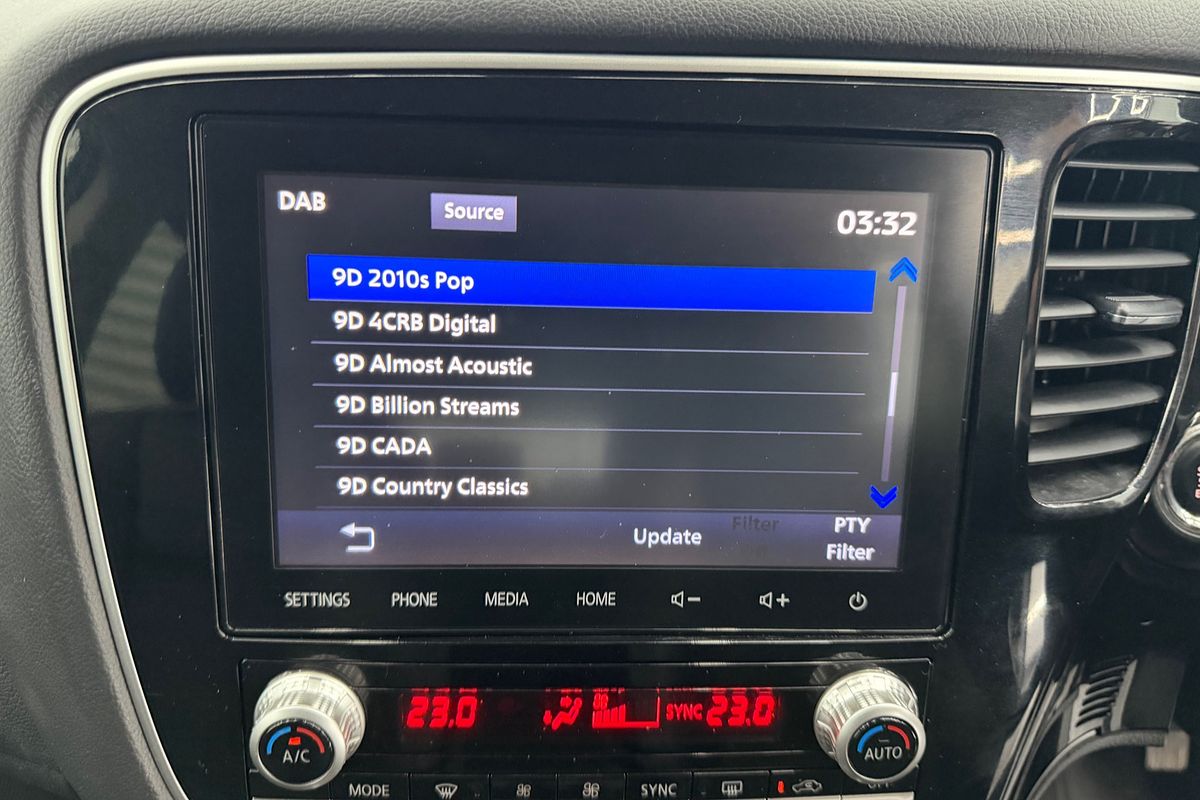 2021 Mitsubishi Outlander LS ZL