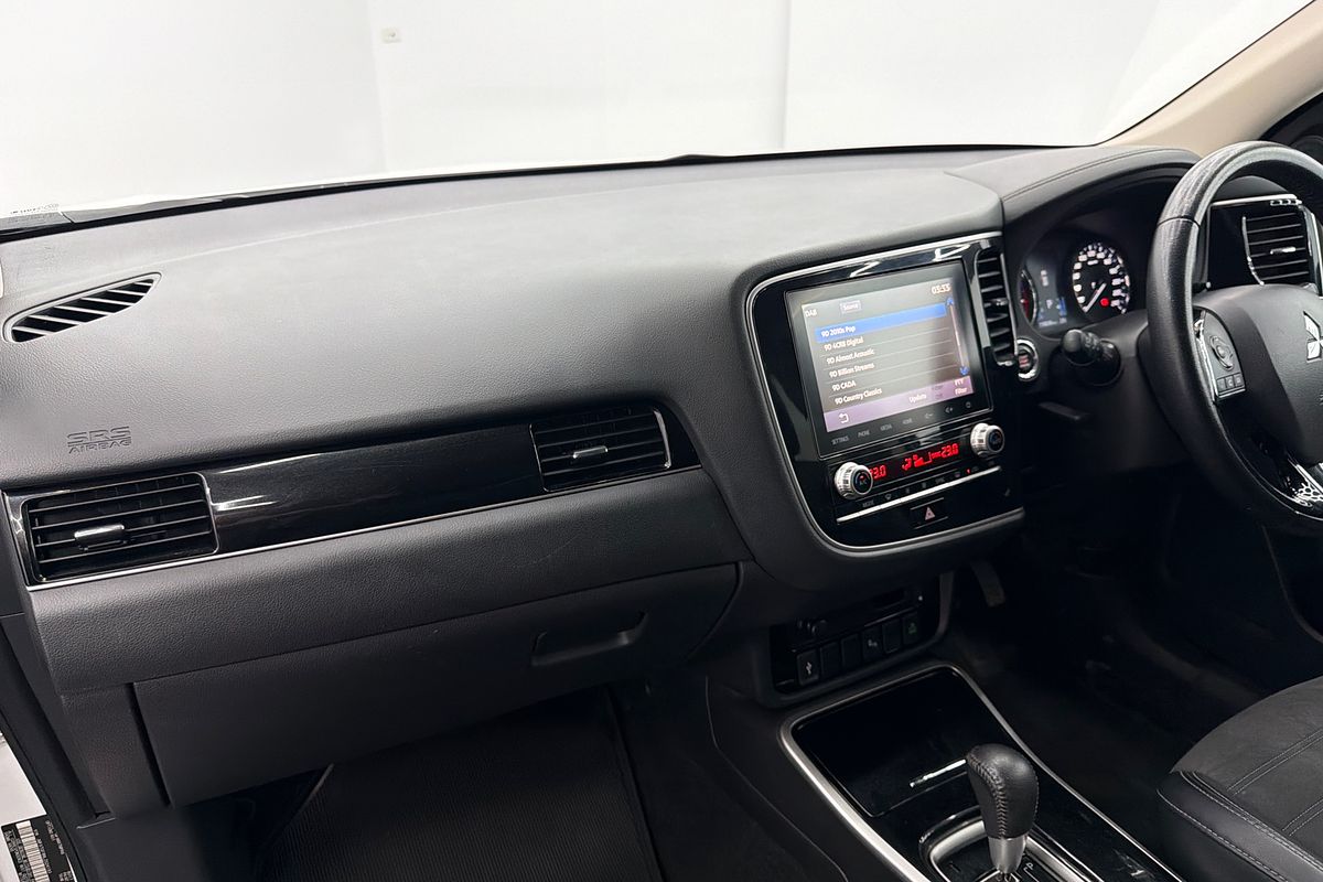 2021 Mitsubishi Outlander LS ZL
