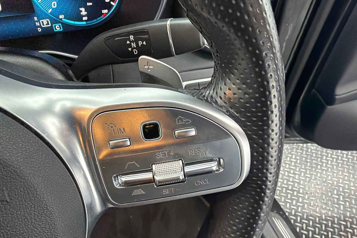 2021 Mercedes-Benz C-Class C300 C205