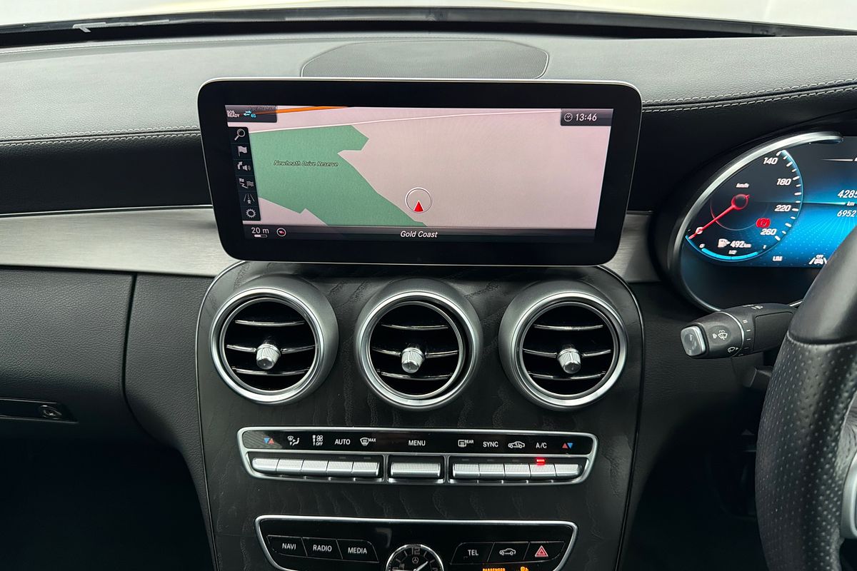 2021 Mercedes-Benz C-Class C300 C205