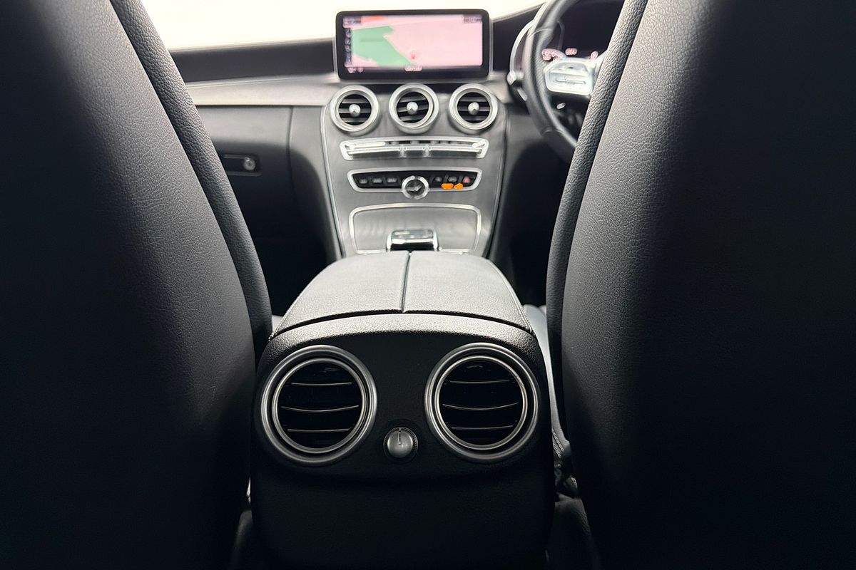 2021 Mercedes-Benz C-Class C300 C205