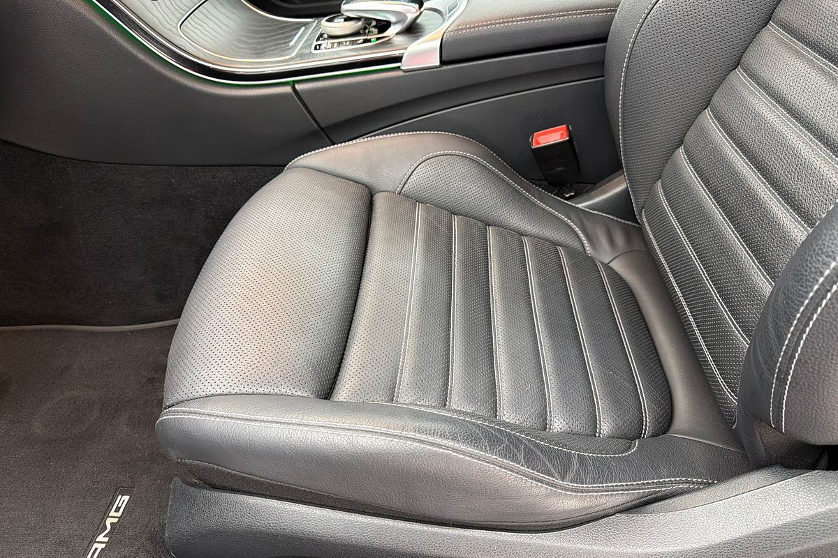 2021 Mercedes-Benz C-Class C300 C205
