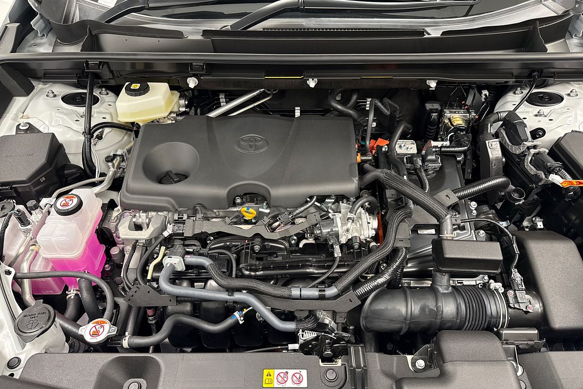 2026 Toyota RAV4 Cruiser AXAL64R