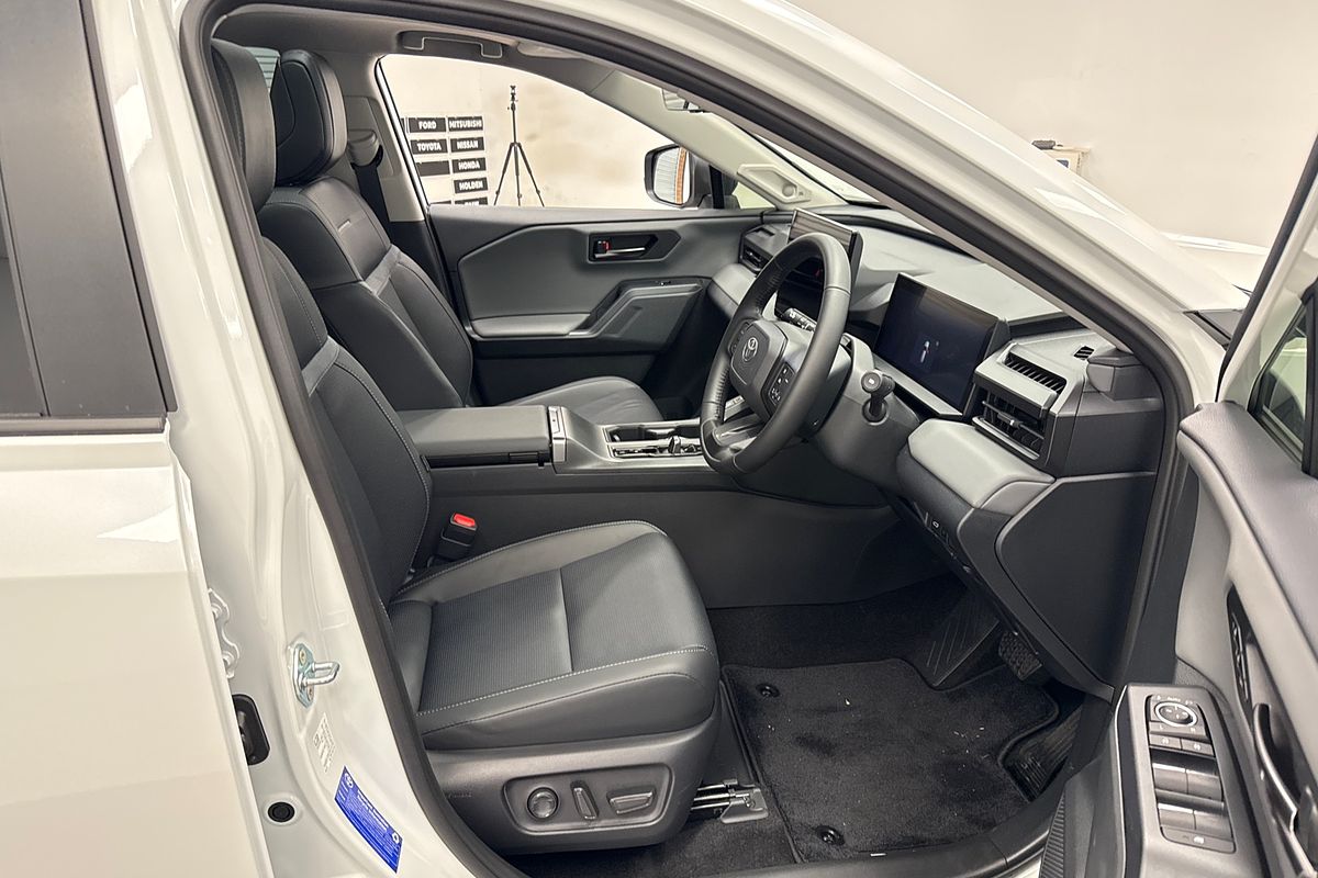2026 Toyota RAV4 Cruiser AXAL64R