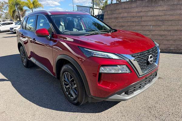 2024 Nissan X-TRAIL ST T33