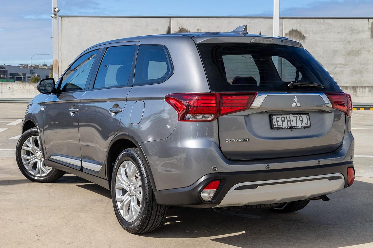 2021 Mitsubishi Outlander ES ZL