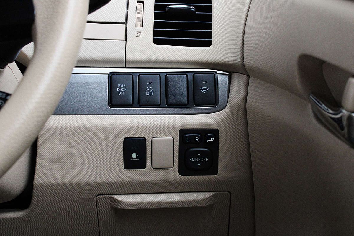 2013 Toyota ESTIMA HYBRID Aut