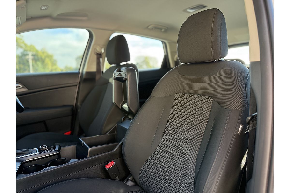 2022 Kia Sportage S NQ5