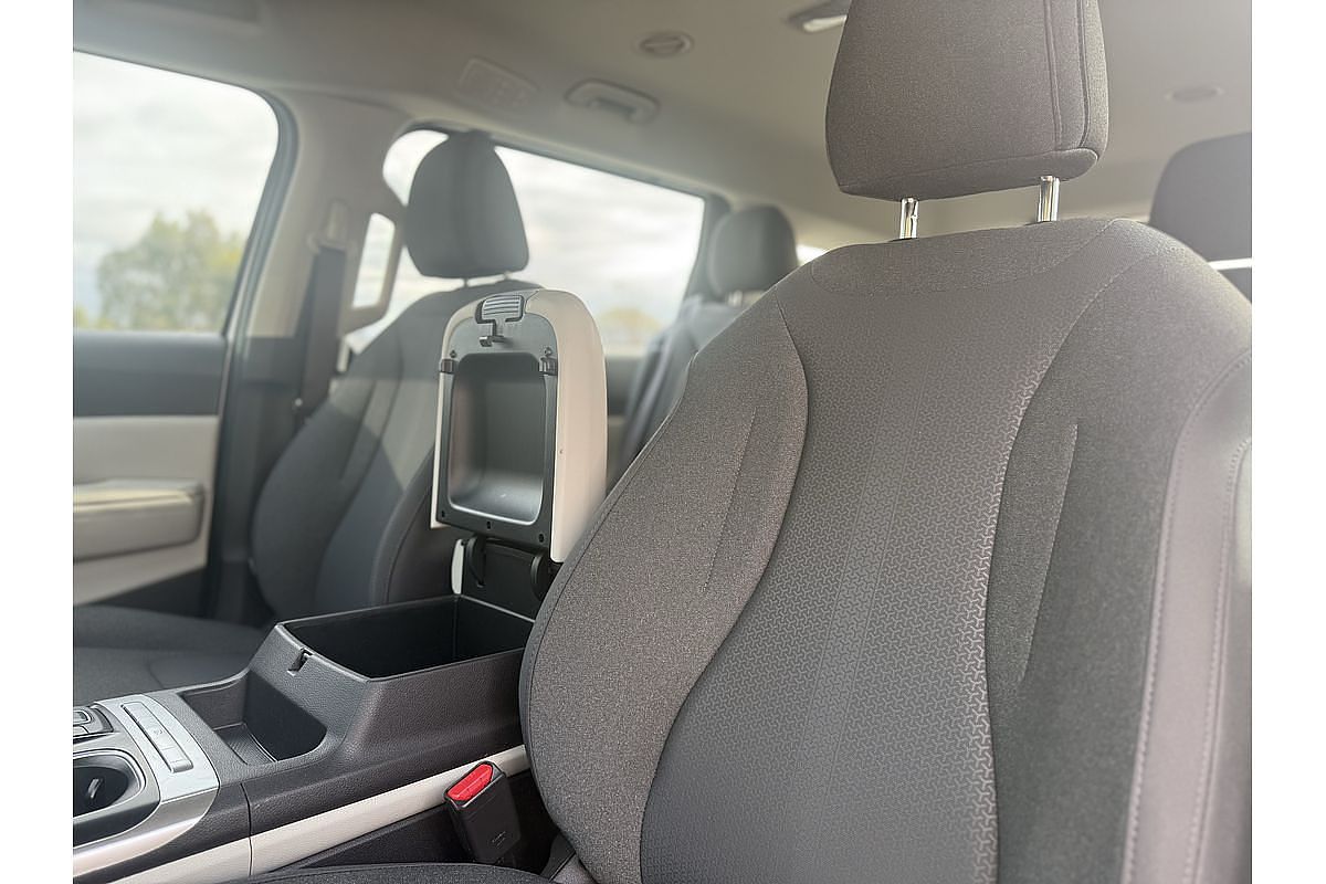 2023 Kia Carnival S KA4