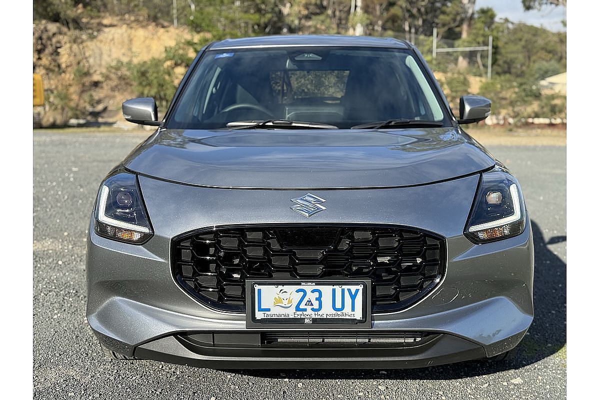2024 Suzuki Swift Hybrid GLX UZ