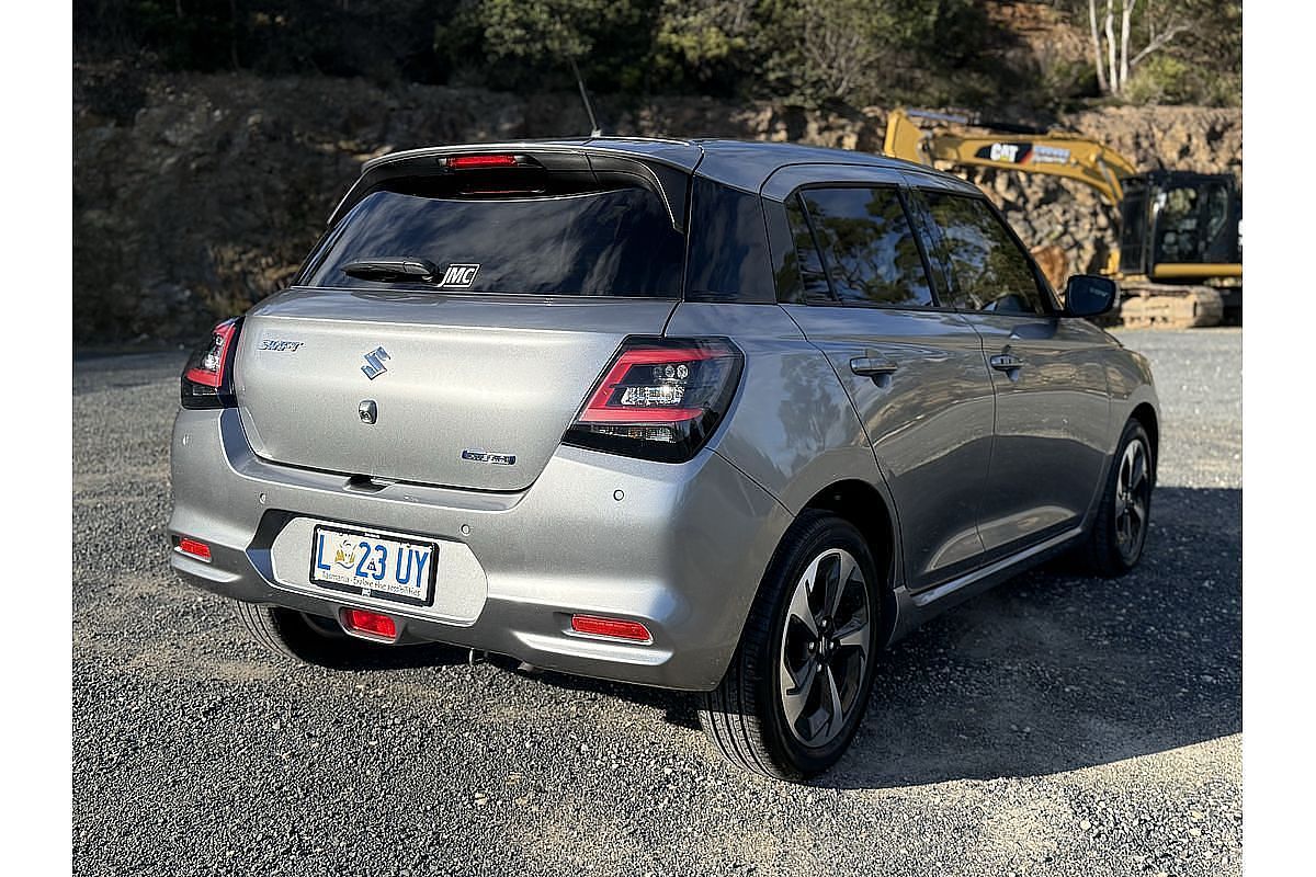 2024 Suzuki Swift Hybrid GLX UZ