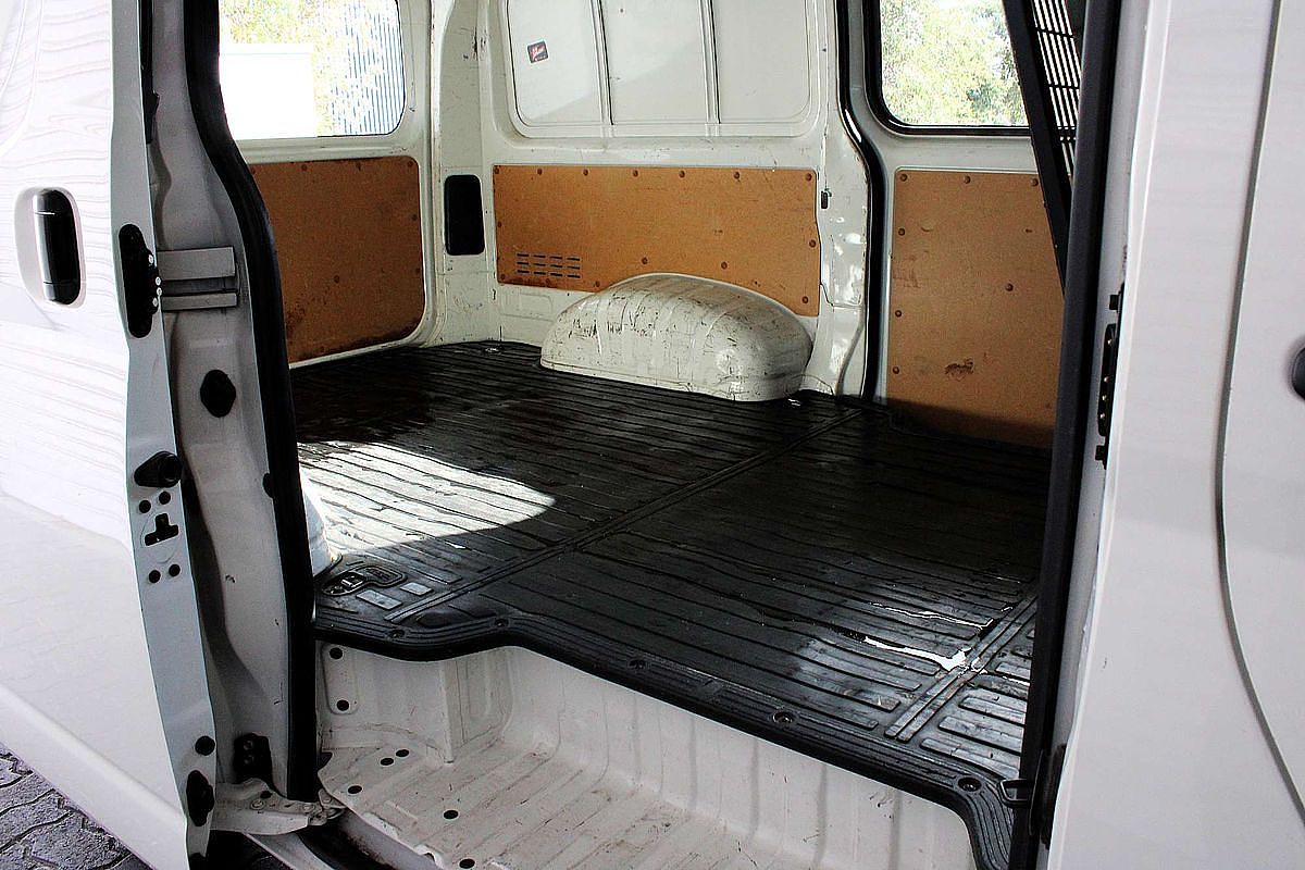 2022 Toyota Hiace GDH300R LWB