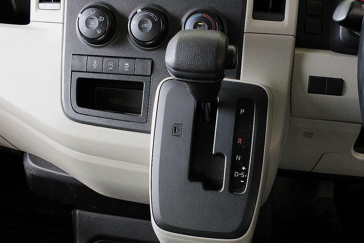 2022 Toyota Hiace GDH300R LWB