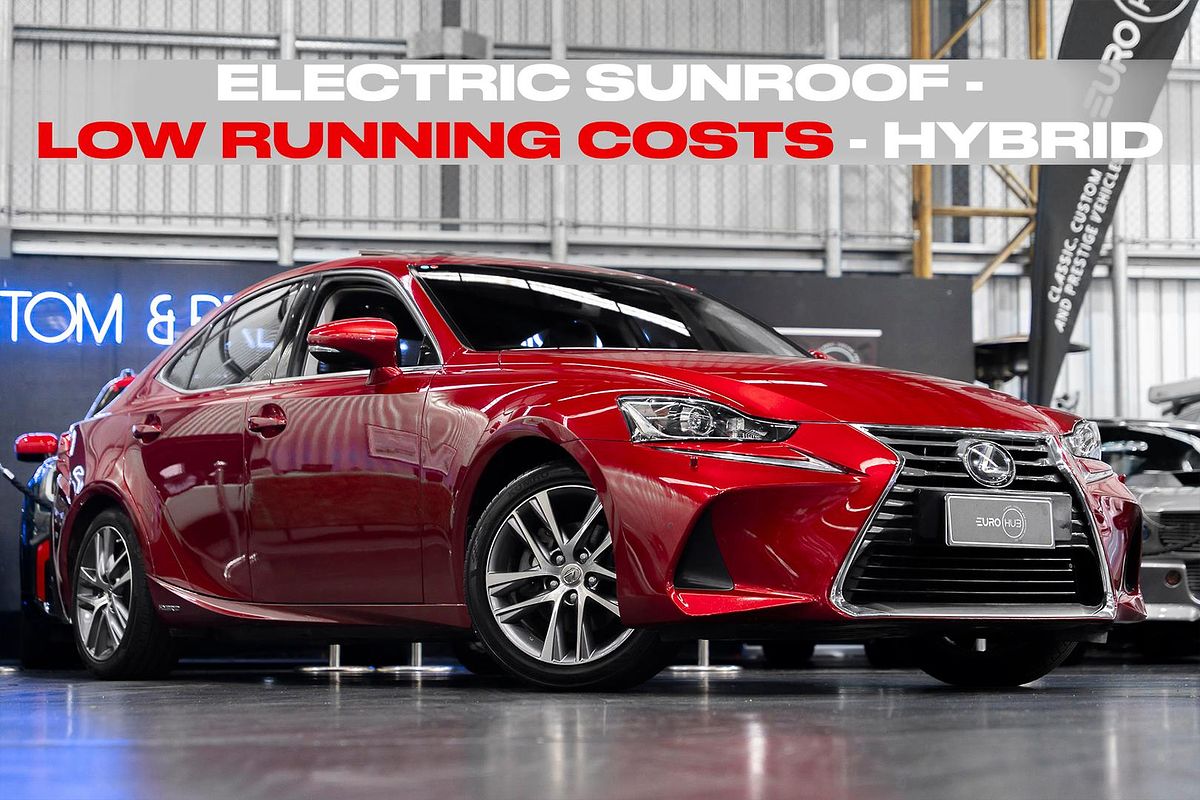 2017 Lexus IS IS300h Luxury AVE30R
