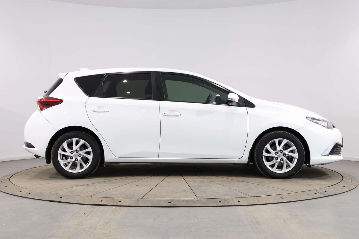 2018 Toyota Corolla Ascent Sport ZRE182R