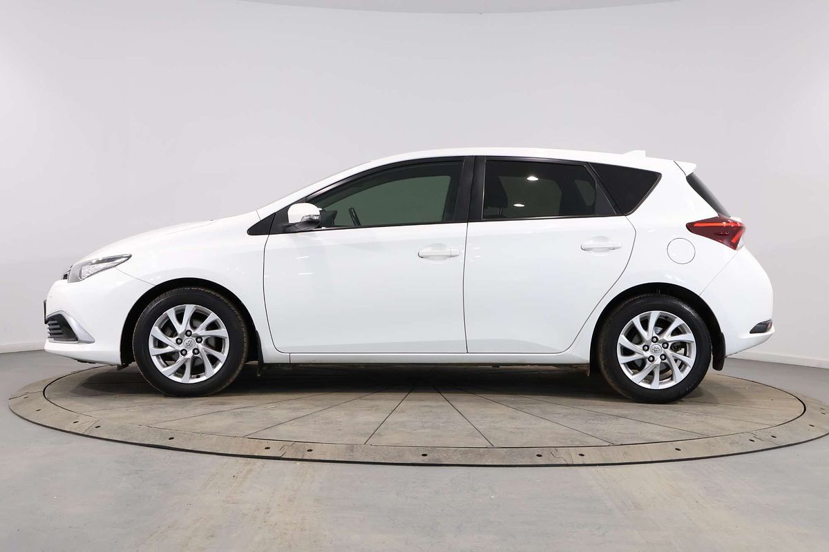 2018 Toyota Corolla Ascent Sport ZRE182R