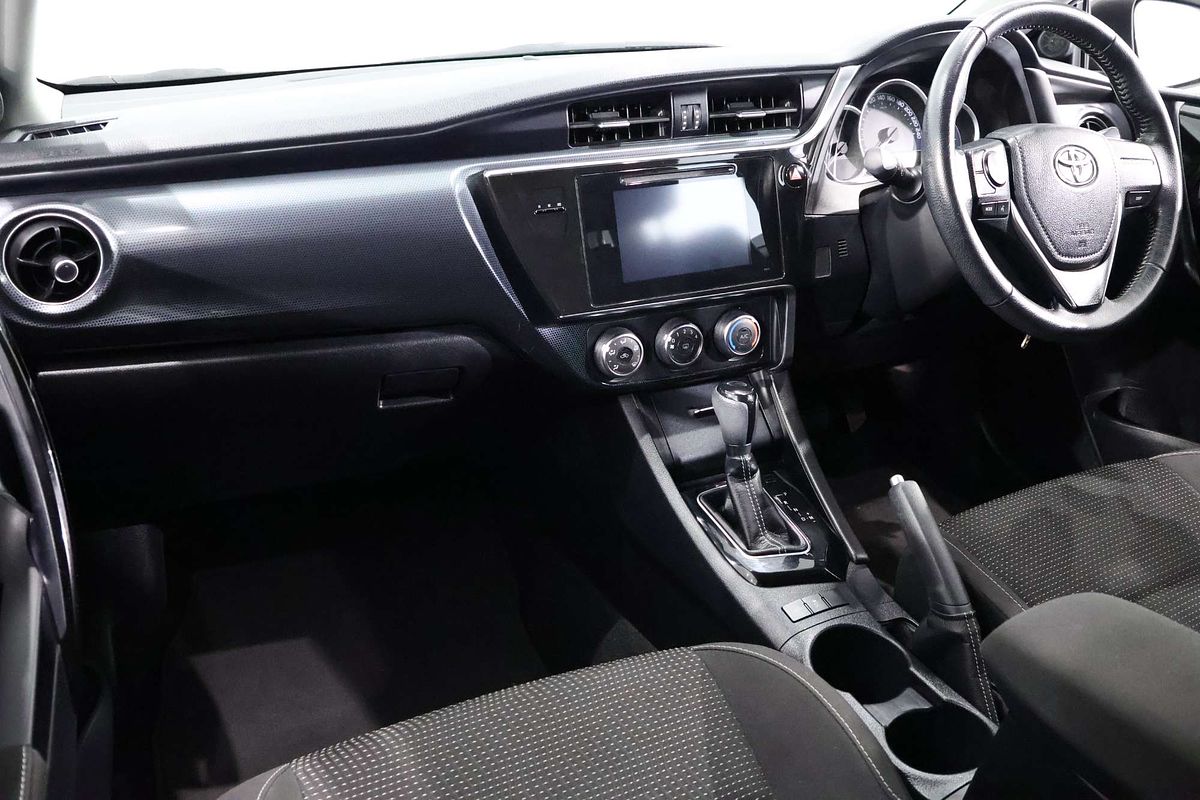 2018 Toyota Corolla Ascent Sport ZRE182R