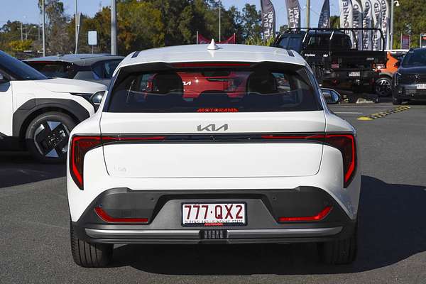 2025 Kia K4 Sport CL4m thumb-6