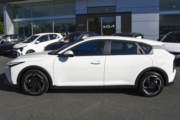 2025 Kia K4 Sport CL4m thumb-4