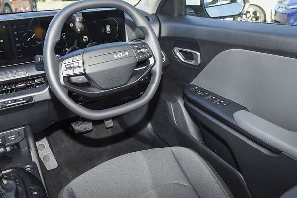 2025 Kia K4 Sport CL4m thumb-17