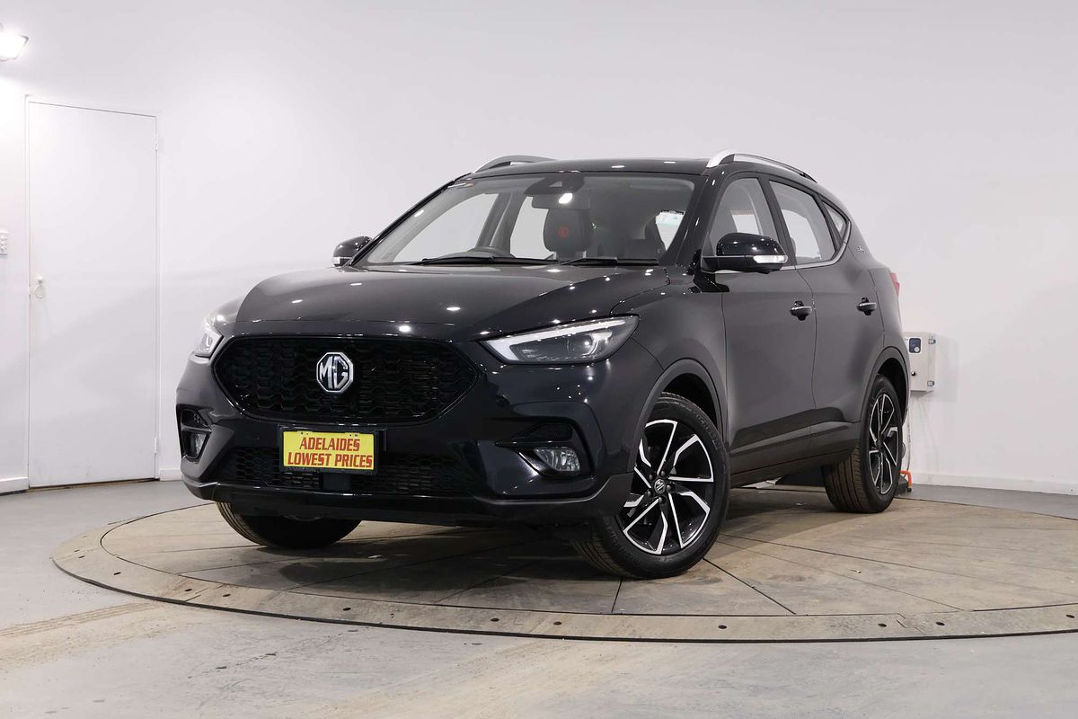 2023 MG ZST Essence