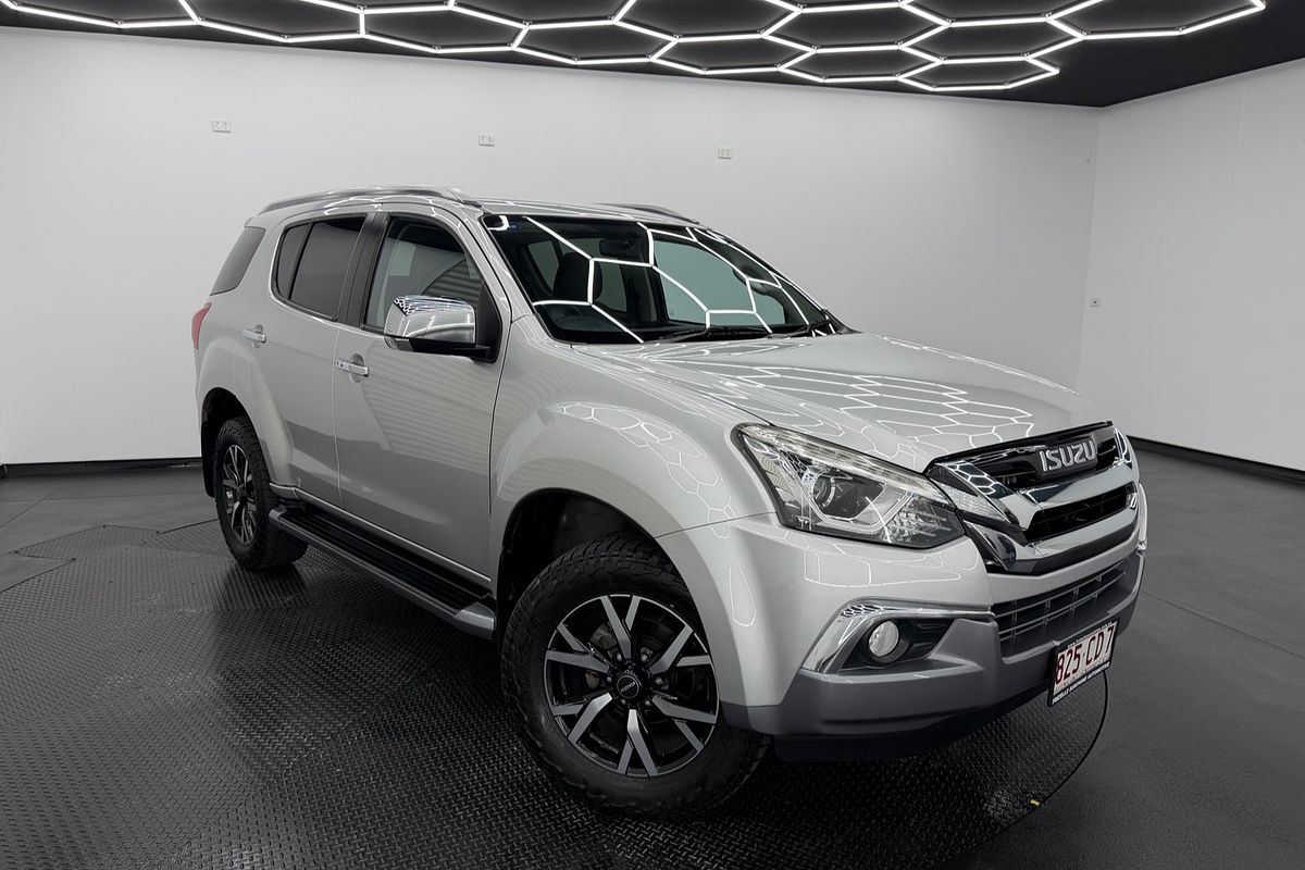 2021 Isuzu MU-X LS-T