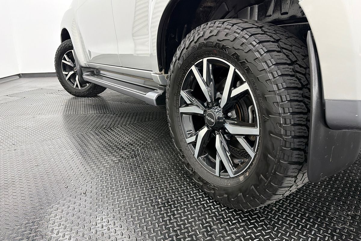 2021 Isuzu MU-X LS-T