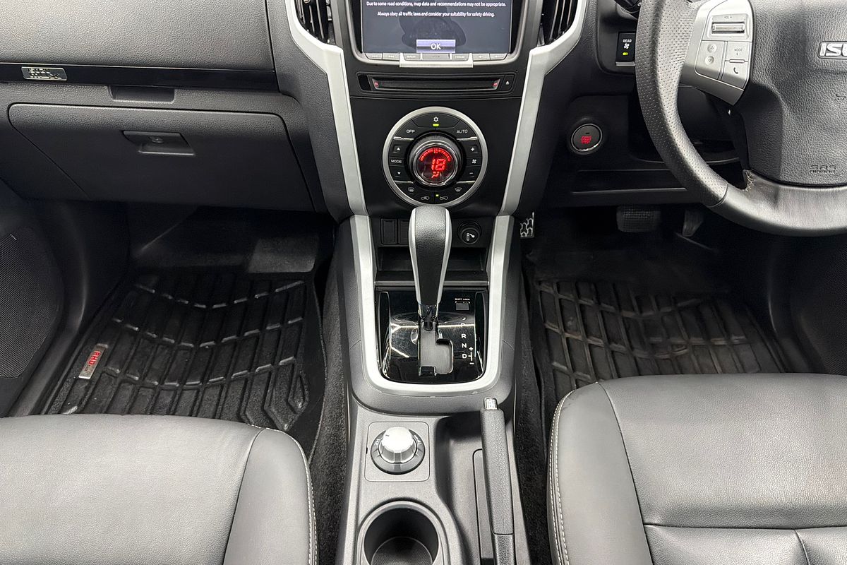 2021 Isuzu MU-X LS-T