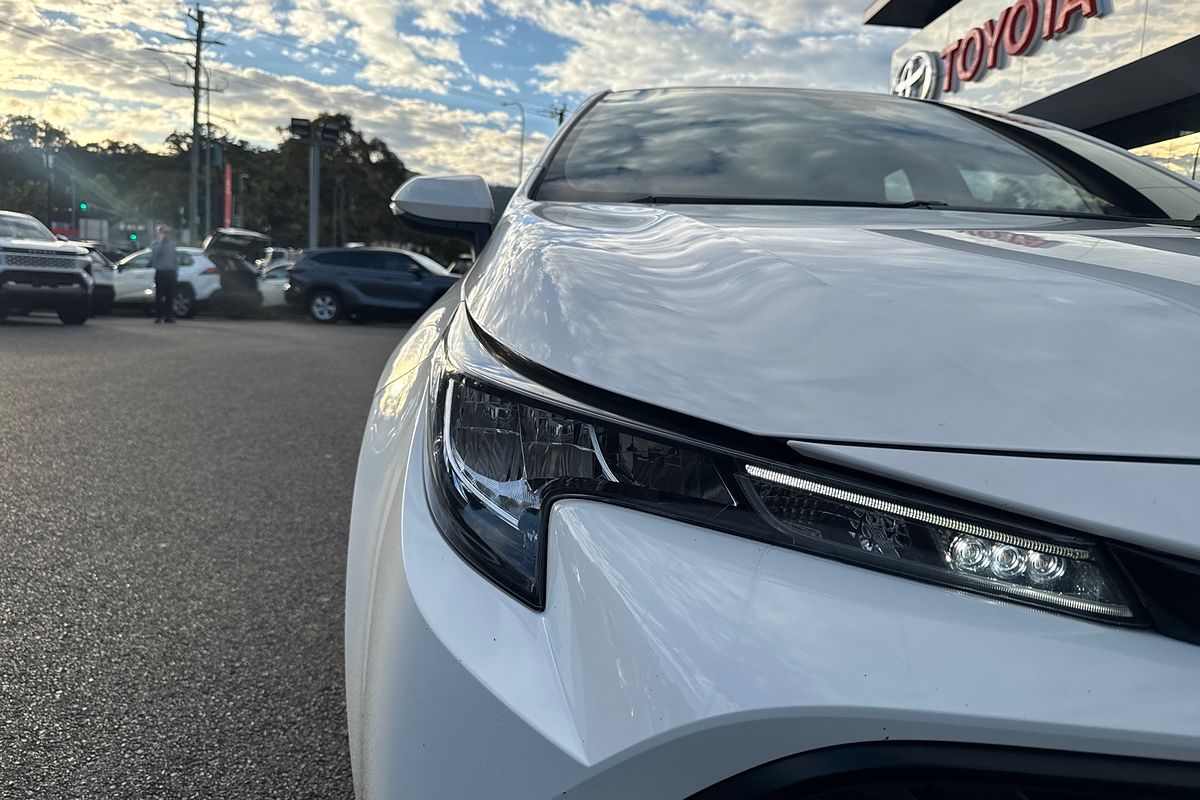 2020 Toyota Corolla Ascent Sport MZEA12R
