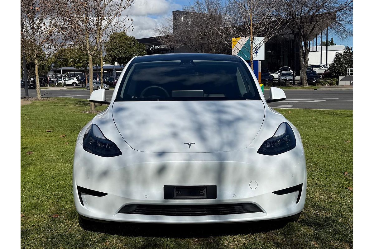 2023 Tesla Model Y Rear-Wheel Drive